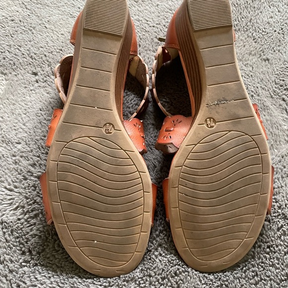 Wedge Sandals - Picture 3 of 5